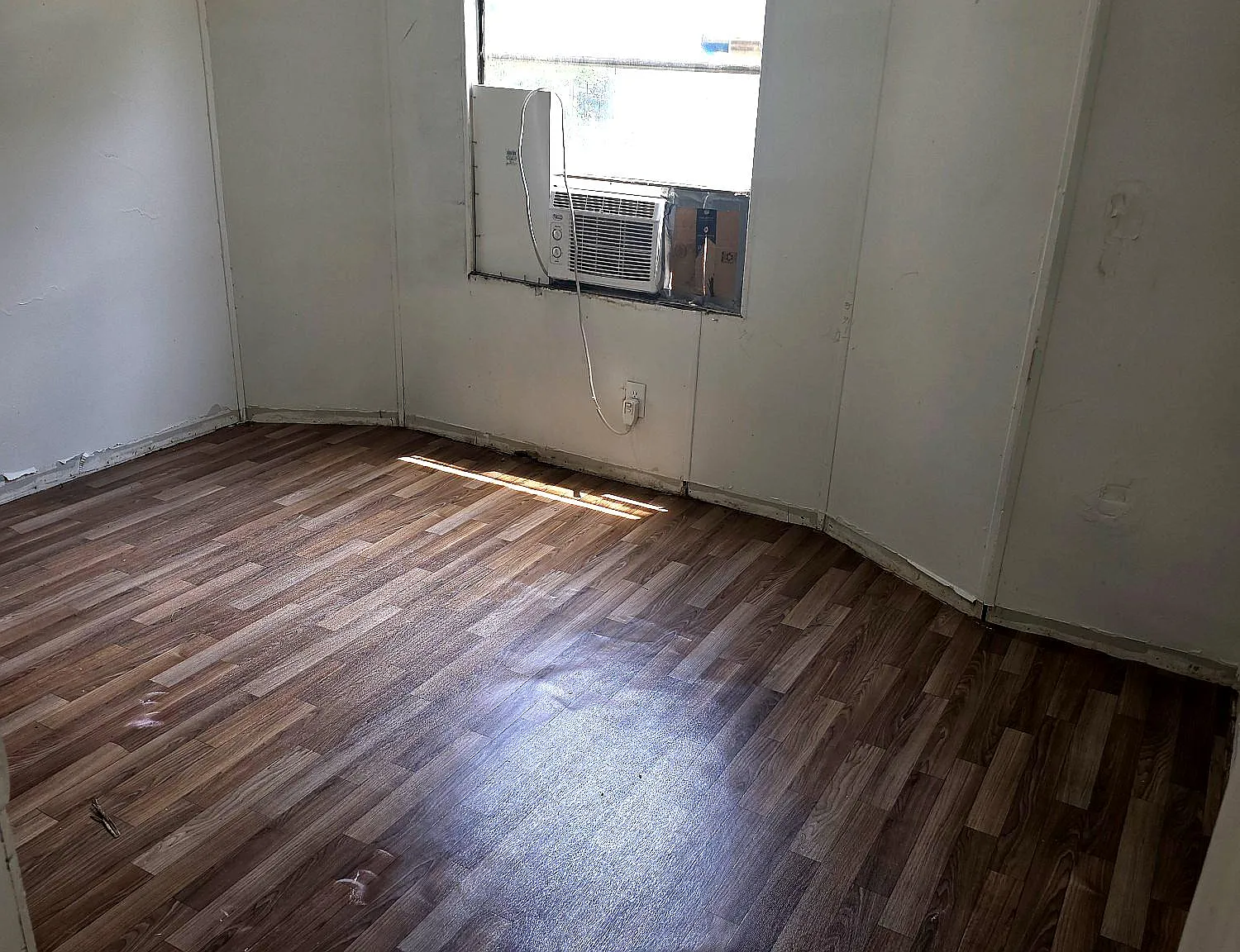 110 Deborah Drive . - 14 — Photo 4