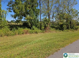 9857 Old Us Highway 22, Breinigsville, PA 18031