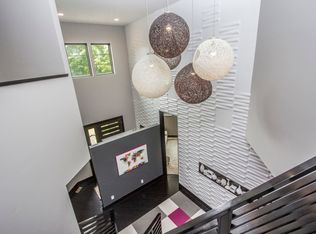 2014 Home Rd, Delaware, OH 43015