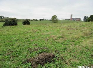 1098 North Rd, Tully, NY 13159