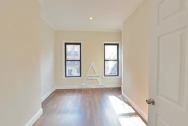 Rented by Peter Ashe