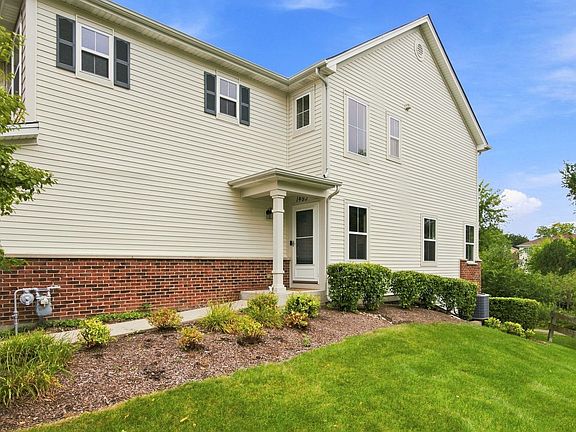 2nd image of 1493 Yosemite Cir