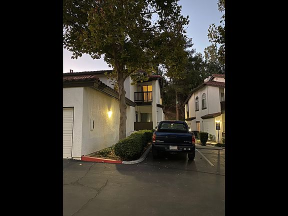 3rd image of 5423 Spanish Oak Ln #5