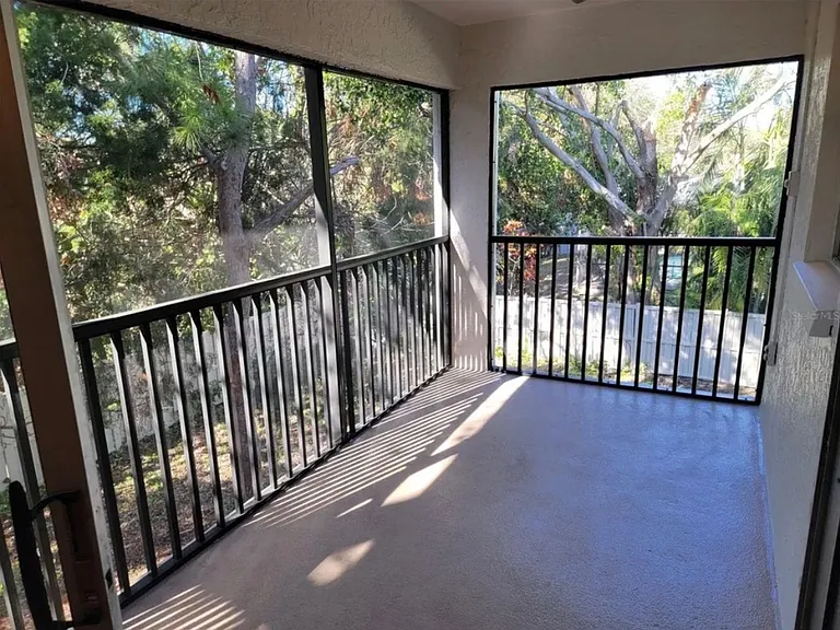 476 Santa Cruz Pl NE #F — Photo 4