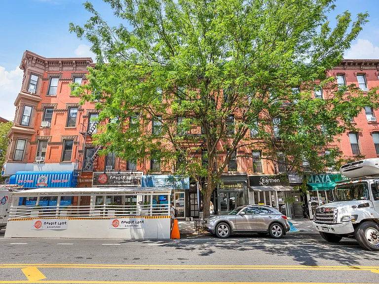 228 7th Ave #2R — Photo 13