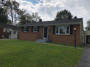 87 S Irwinwood Rd, Lancaster, NY 14086