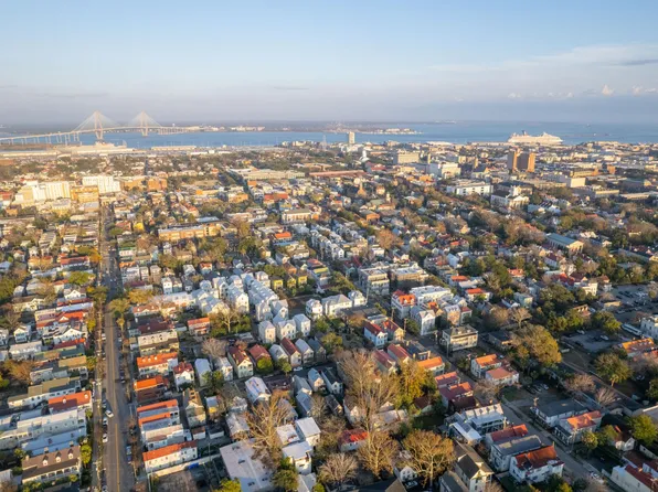 3 Oliver Ct APT B, Charleston, SC 29403