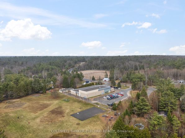 58 River St, North Kawartha, ON K0L 1C0