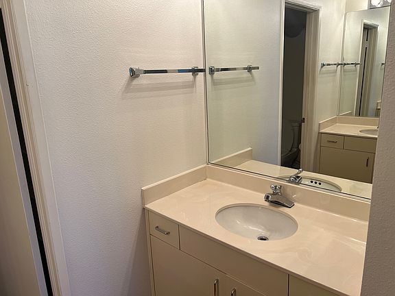 Master bathroom, double vanities.