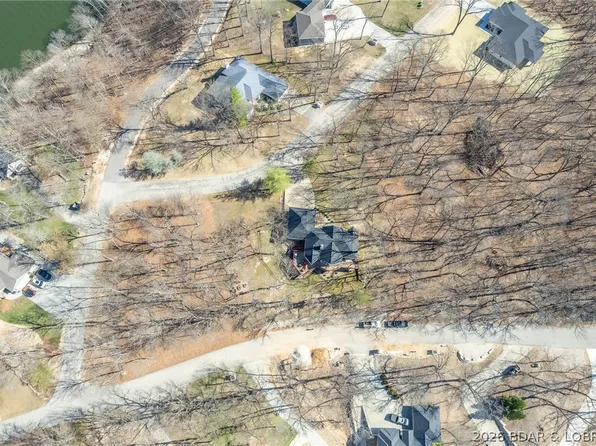 301 Turn Bridge Ln, Sunrise Beach, MO 65079