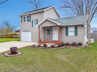 6827 Sy Rd, Niagara Falls, NY 14304