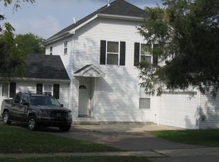 821 E Baird St, Holly, MI 48442