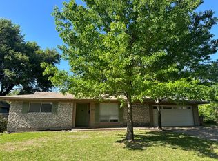 3203 Skylark Dr, Austin, TX 78757