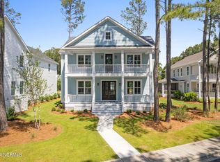 9286 W Lake Rd, Calabash, NC 28467