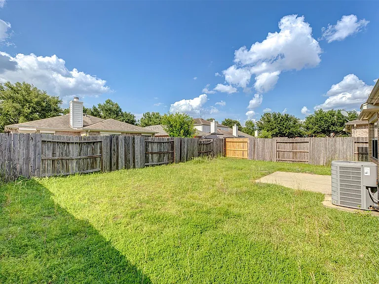 16522 Grenada Falls Dr — Photo 26