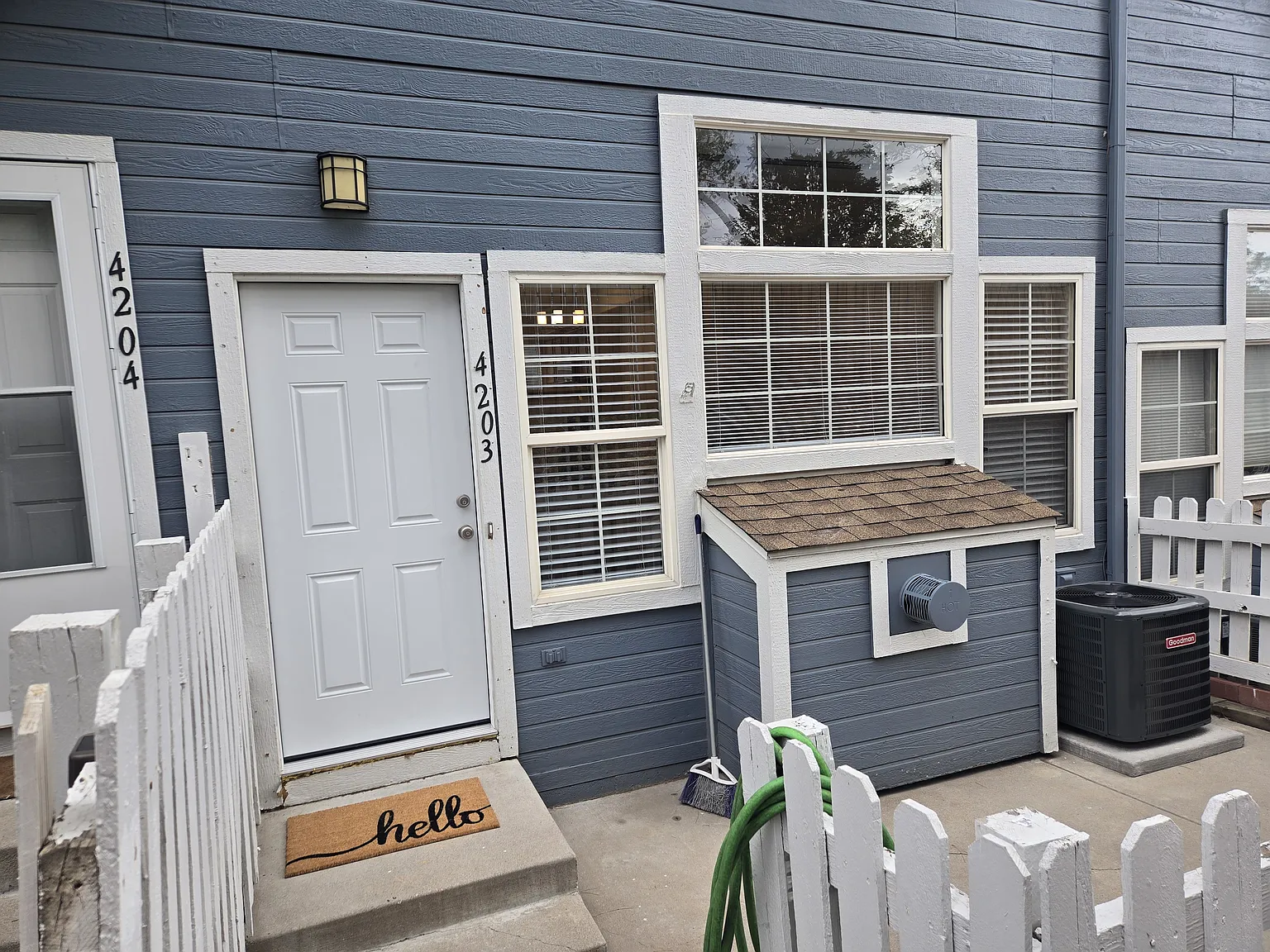2 bed, 2.5 bath, 1088 sqft, $1,850 — Photo 1