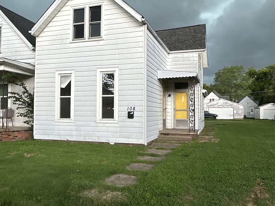 1st image of 108 E Maryland St