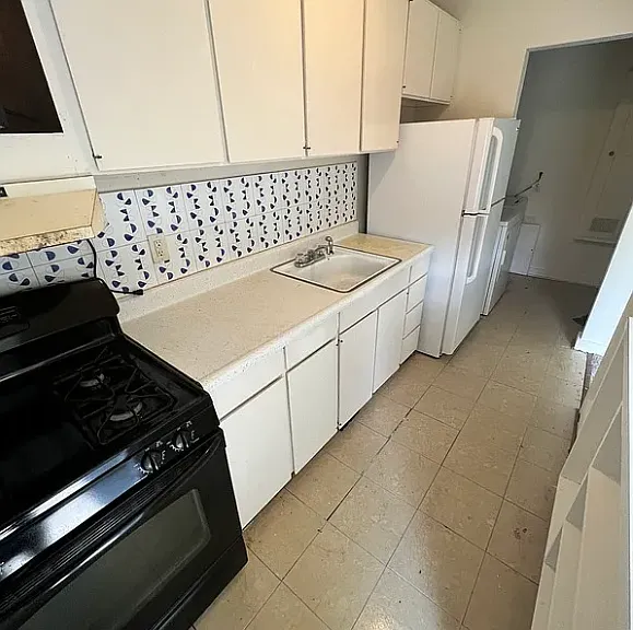 5212 Castlewood Rd #D — Photo 7