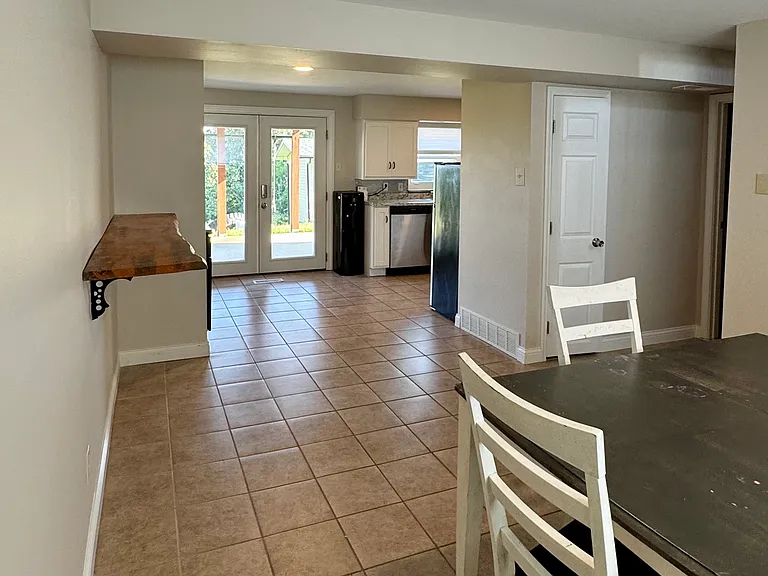 1461 Crystal Heights Rd — Photo 5