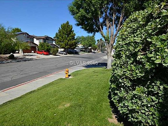 4th image of 900 Clipper Dr #0