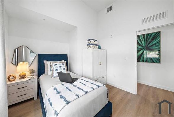1st image of 13800 NW 22nd Ave #105