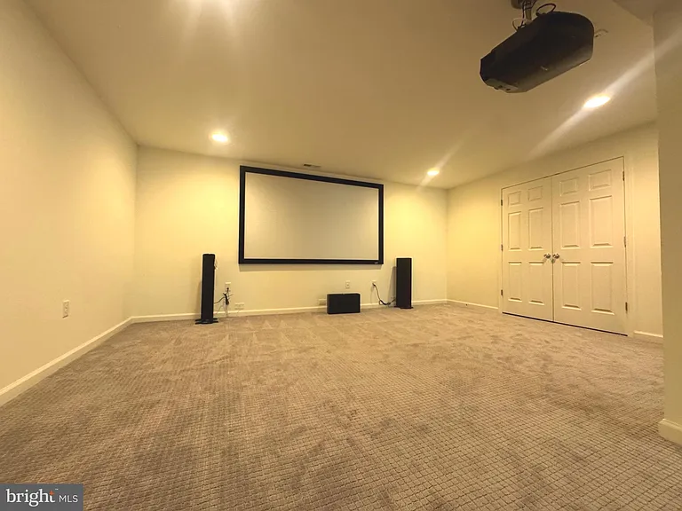 148 Grissom Dr — Photo 30