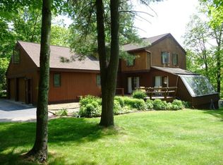 53 Mountain View Dr, Averill Park, NY 12018