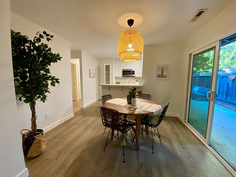 124 Torrey Pine Ter — Photo 5