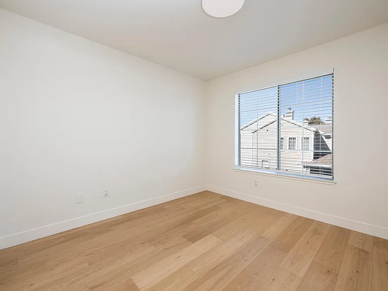 356 Meridian Dr — Photo 14