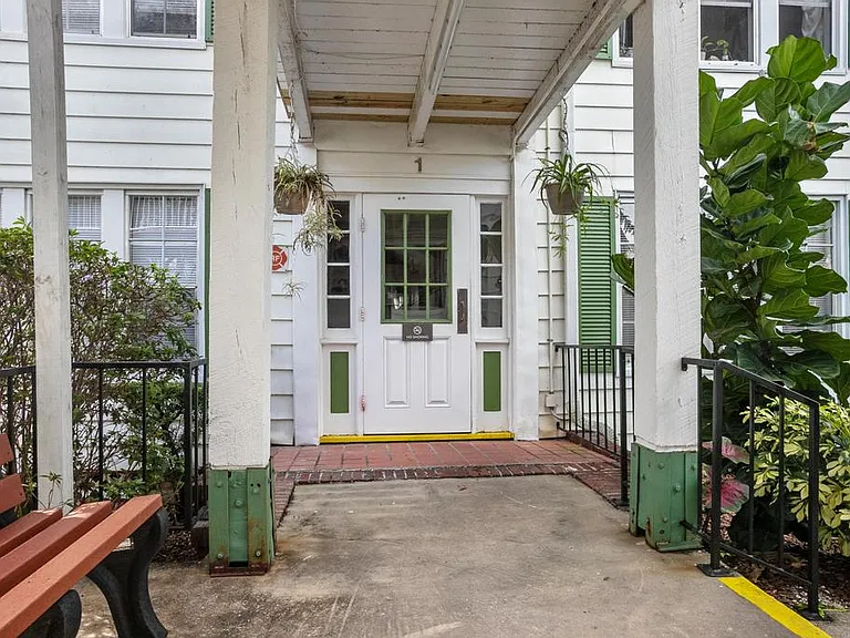 210 E Morse Blvd #1-33 — Photo 24