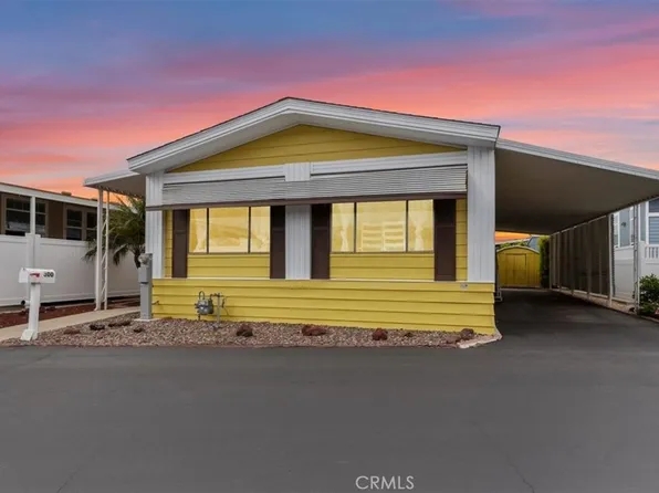 16222 Monterey Ln Space 300, Huntington Beach, CA 92649