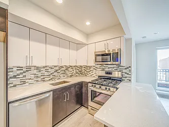 Rented by Bouklis Group