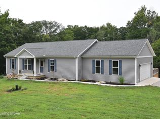 232 Meador Ln, Vine Grove, KY 40175