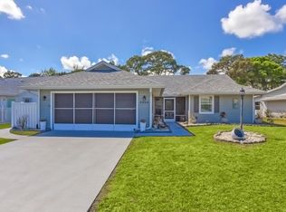 6940 SE Lillian Ct, Stuart, FL 34997