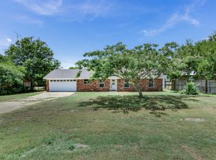 825 W 3rd St, Eddy, TX 76524
