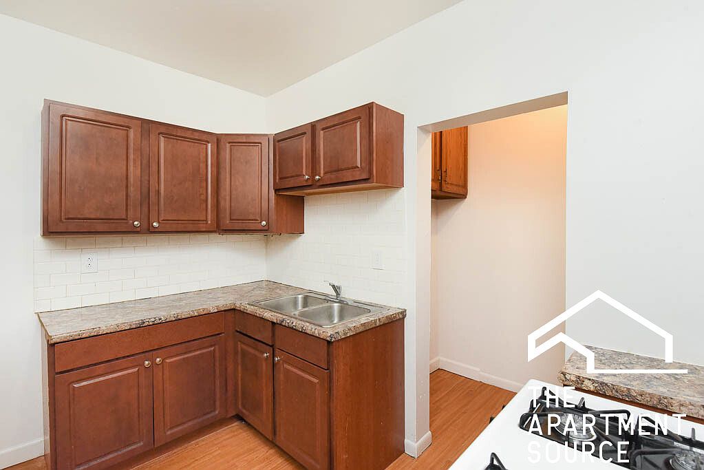 loowkw☆ 4811 W Acapulco Ave #4811, Santa Ana, CA 92704 | Zillow