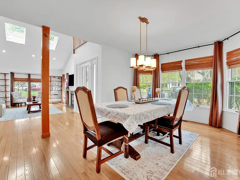 88 W Countryside Dr — Photo 6