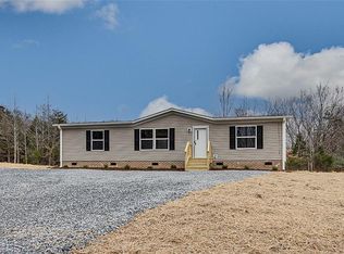 3838 Plainfield Rd, Sophia, NC 27350