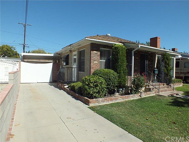 1st image of 2872 Montair Ave