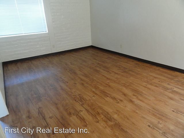 2nd image of 1207 Forest Ave APT 2