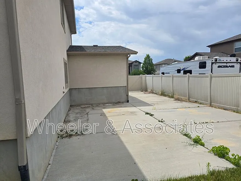 4336 W 5850 S — Photo 34