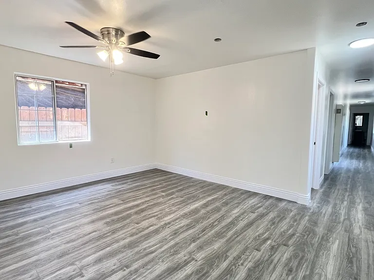 6645 Converse Ave — Photo 3