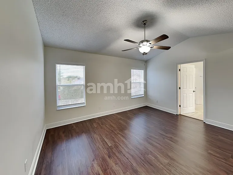 14513 Kaiser Ct — Photo 12