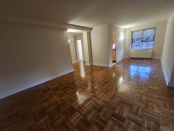 5th image of 19515 67th Ave #B1