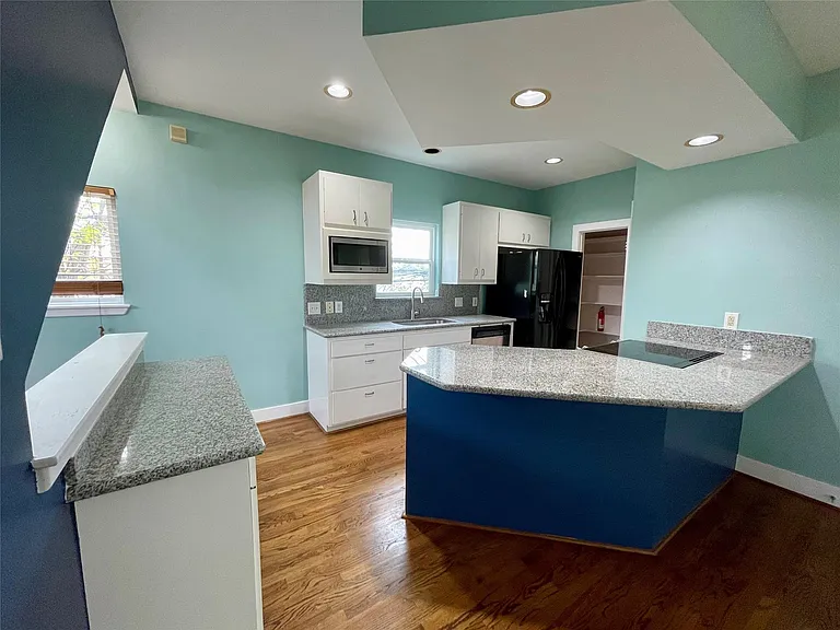 5901 Fairdale Ln #4 — Photo 7