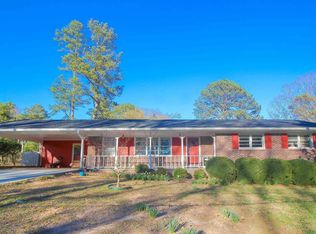 194 Kenvilla Dr, Tucker, GA 30084