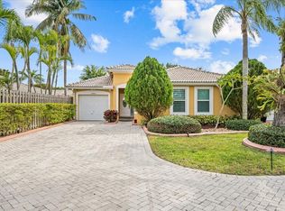 15450 SW 142nd St, Miami, FL 33196