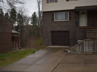 18 Wallace Rd, Pittsburgh, PA 15209