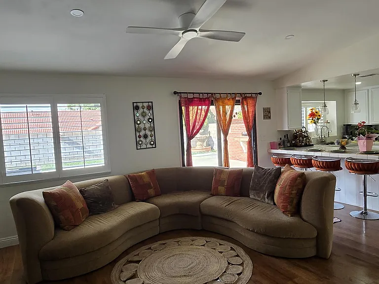 1037 E Avenue K6 — Photo 8