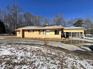 2051 Us Highway 13 N, Farmville, NC 27828